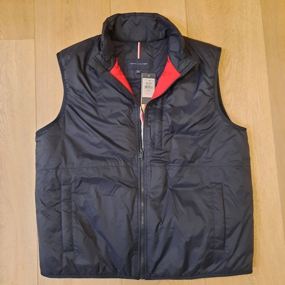 Tommy Hilfiger PrimaLoft Vest - Picture 1 of 4